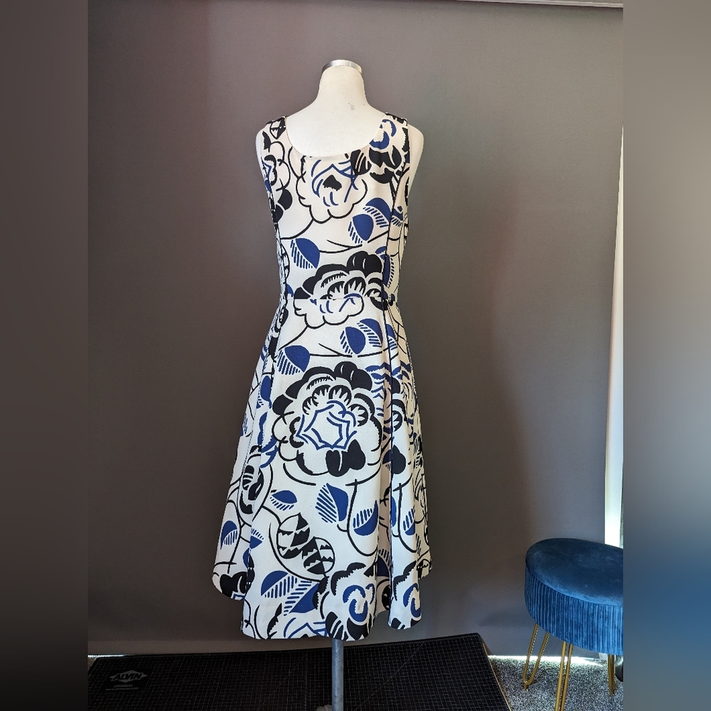 Anthropologie Vanessa Virginia Ink Set Bloom Dress Fit Flare (Sz 8)